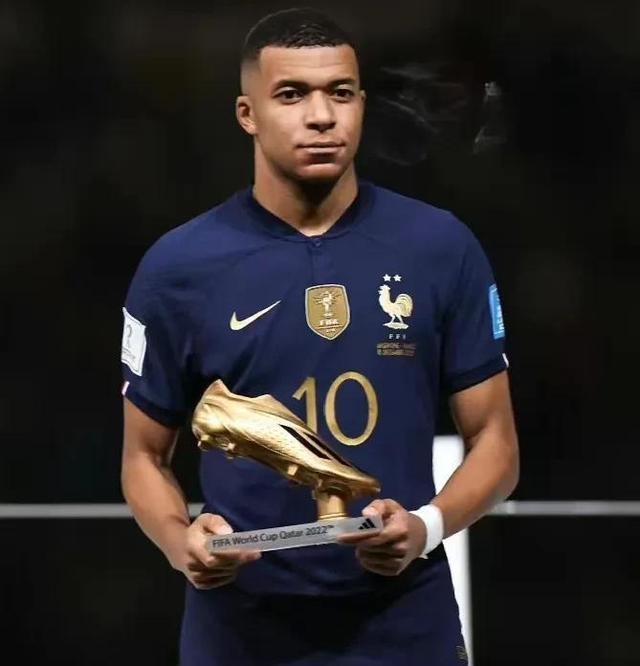 奇异果体育平台-姆巴佩迎来十赛季高光表现，美国队球迷沸腾！的简单介绍