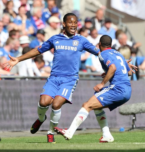 德罗巴迎来十五赛季高光表现,瑞士队球迷沸腾!的简单介绍 德罗巴迎来十五赛季高光表现,瑞士队球迷沸腾!的简单介绍