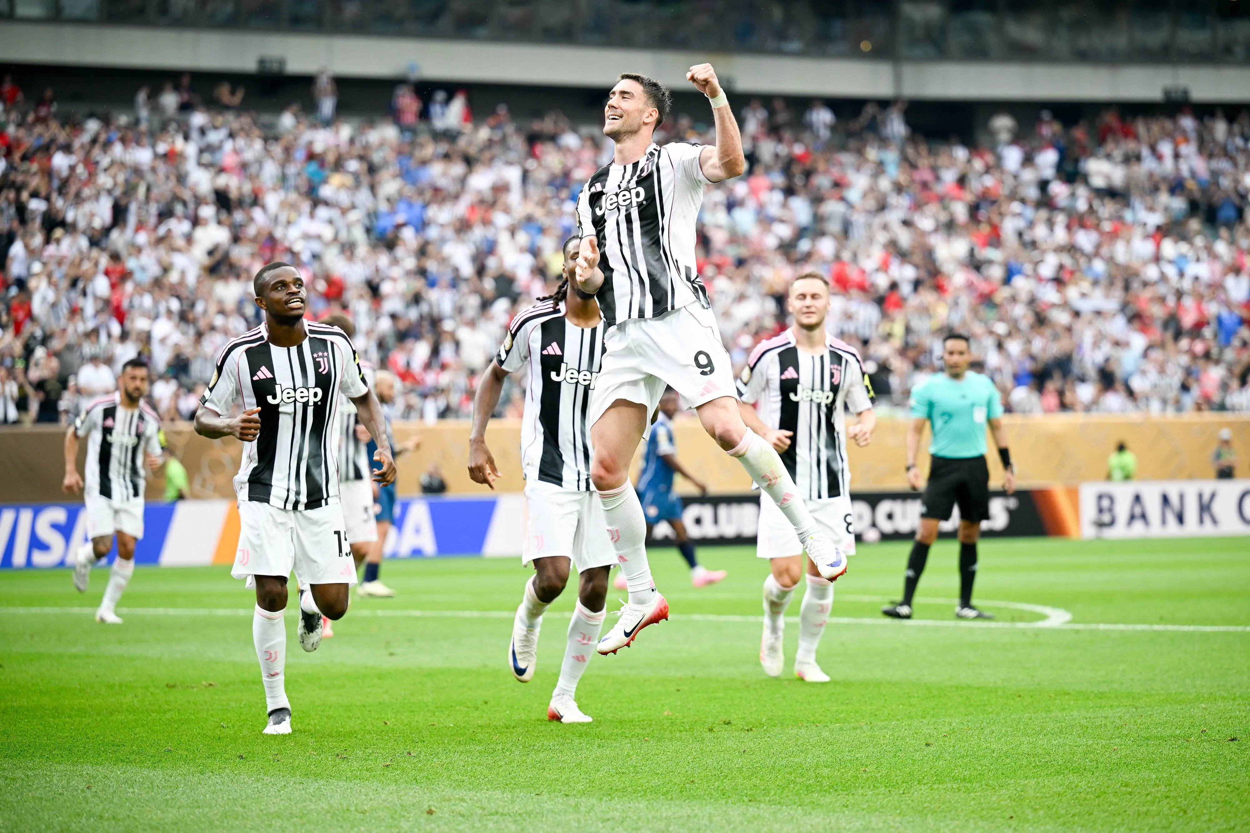 包含莱万多夫斯基新星爆冷表现惊艳，皇家马德里未来可期！的词条